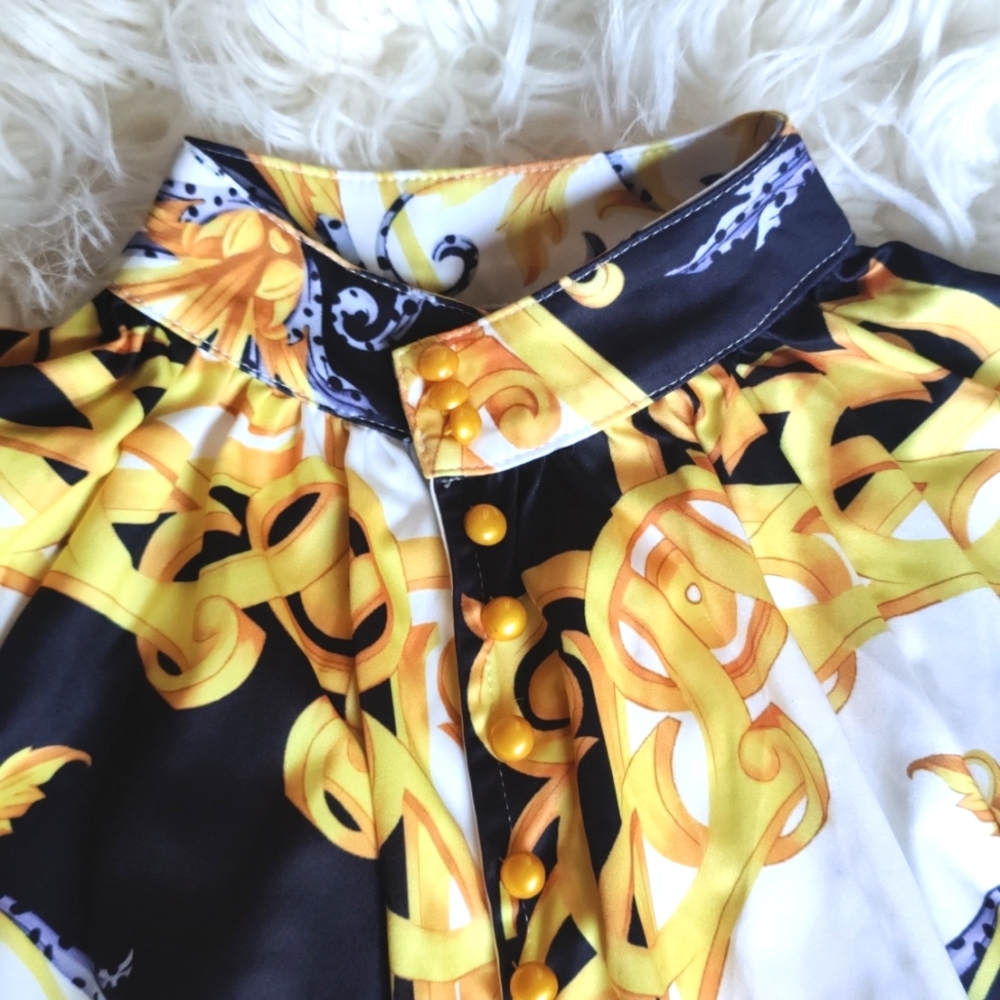 Baroque gold Print Shorts Set - Picture 4 of 6